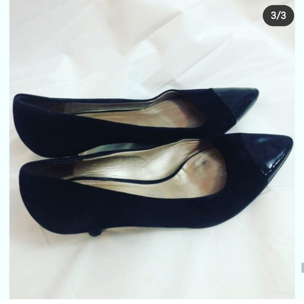 1980s Vintage Ferragamo Kitten Heel Shoes - Picture 3 of 3